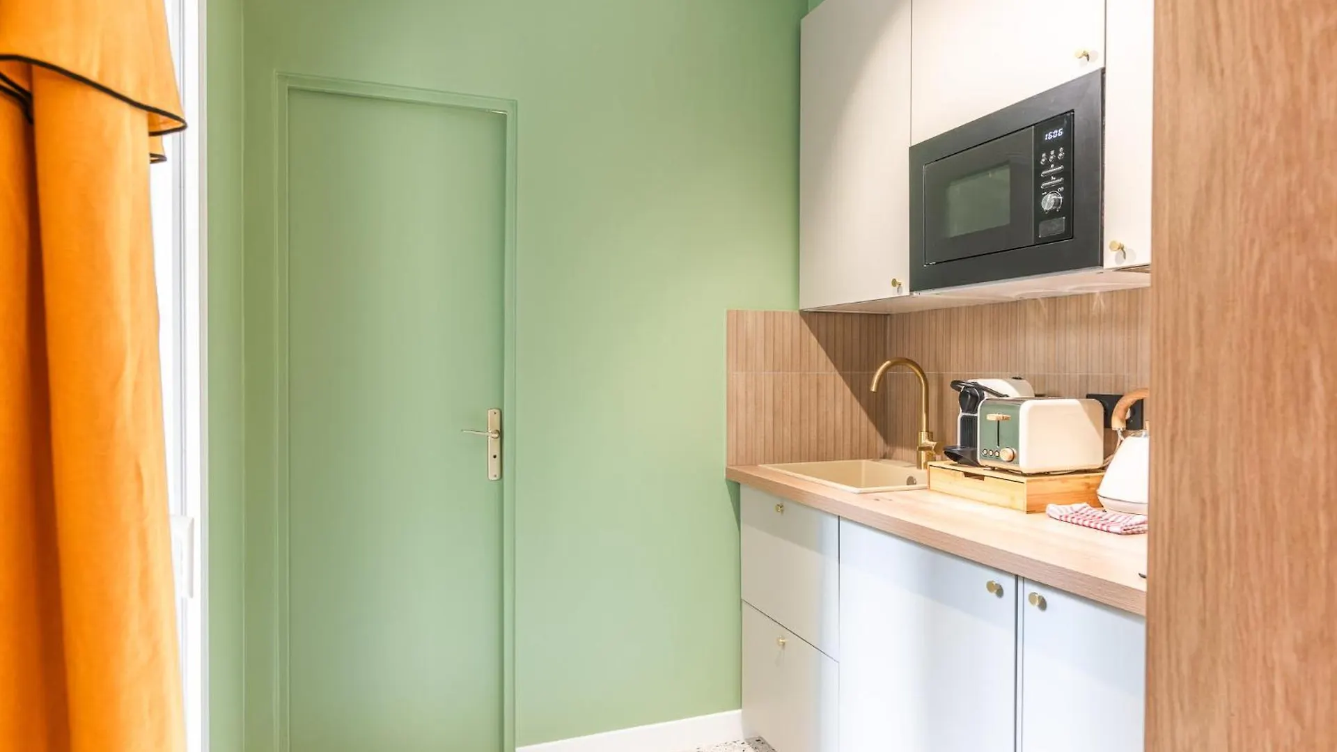 Apartment Charming Studio With Terrace - Near Montmartre Paris